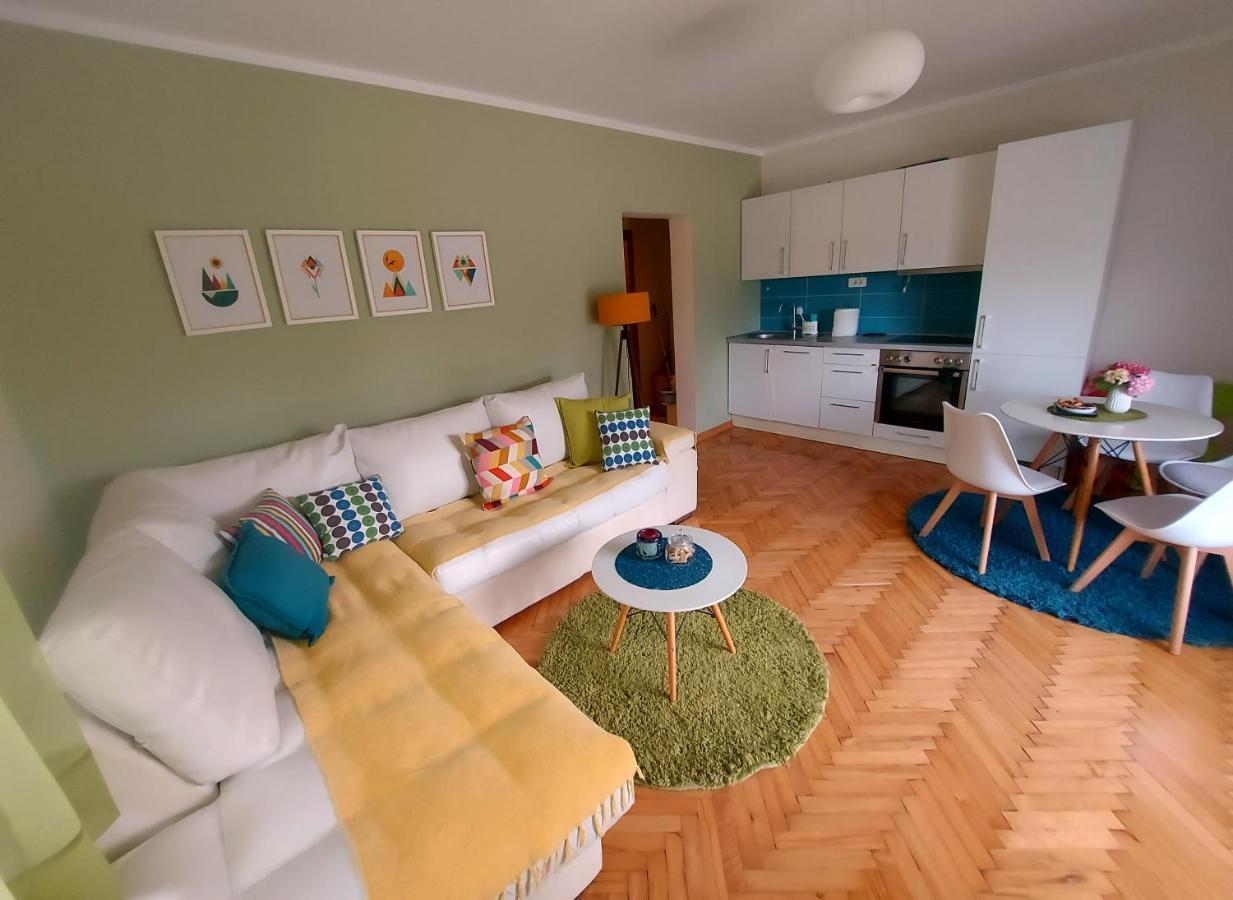 Apartments Iva Tivat Eksteriør bilde