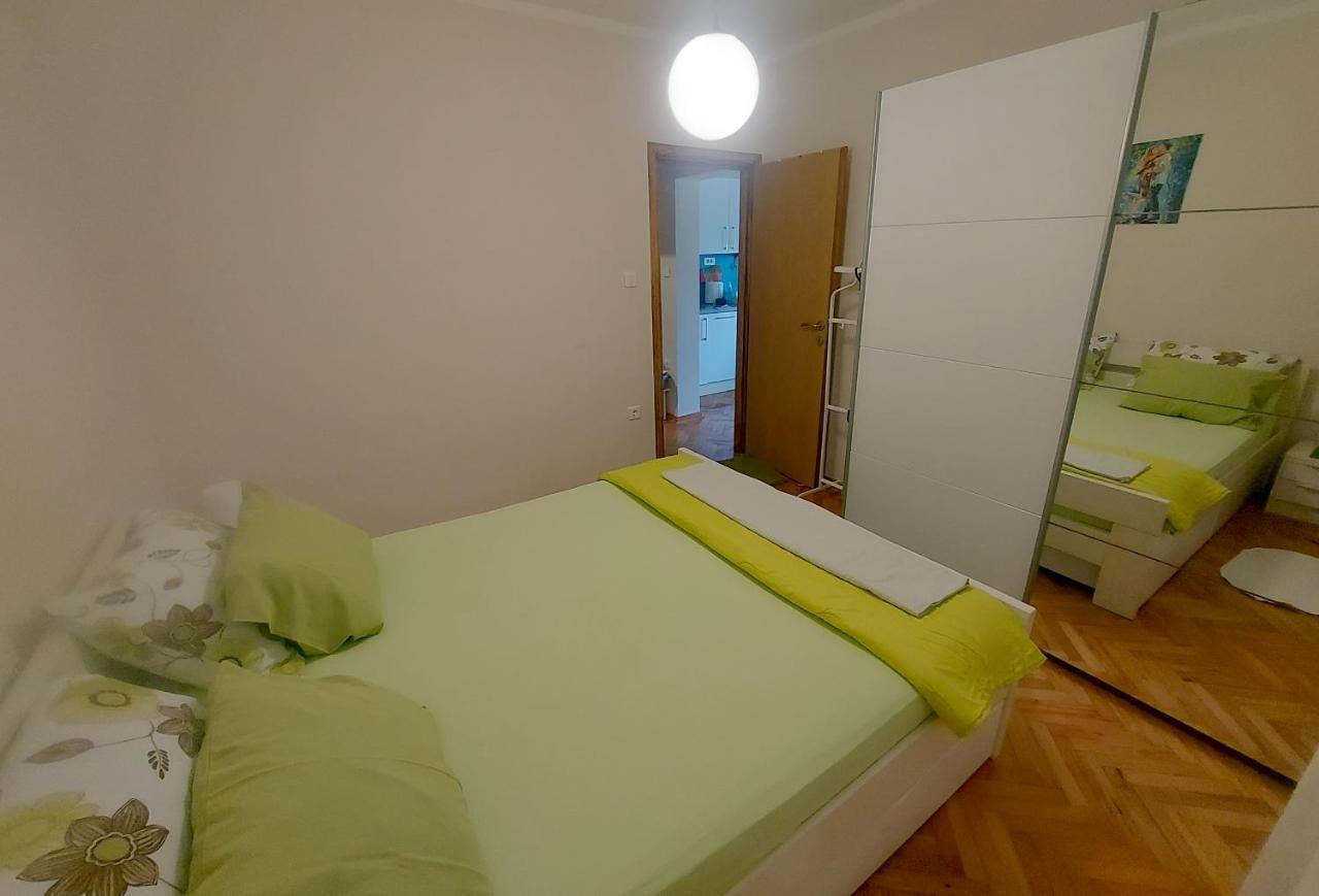 Apartments Iva Tivat Eksteriør bilde
