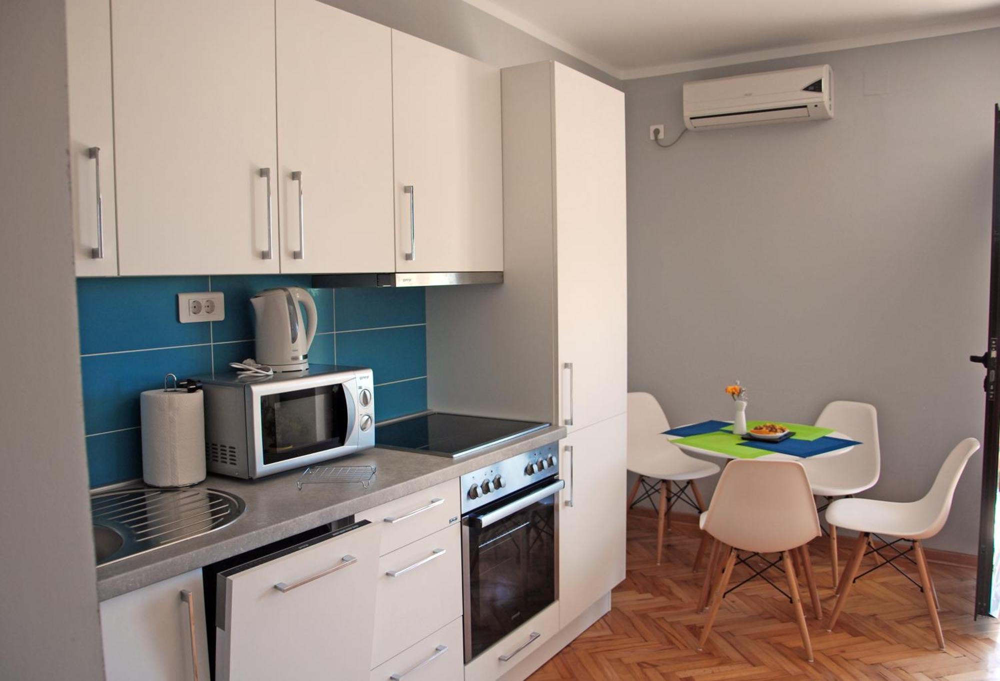 Apartments Iva Tivat Rom bilde