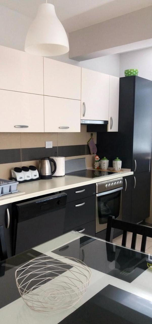Apartments Iva Tivat Eksteriør bilde